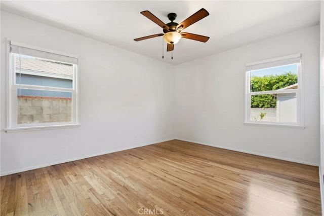 6937 Zelzah Avenue, Reseda, CA 91335