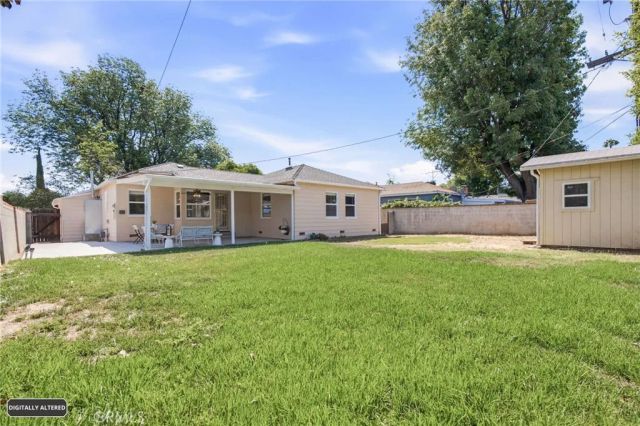 6937 Zelzah Avenue, Reseda, CA 91335