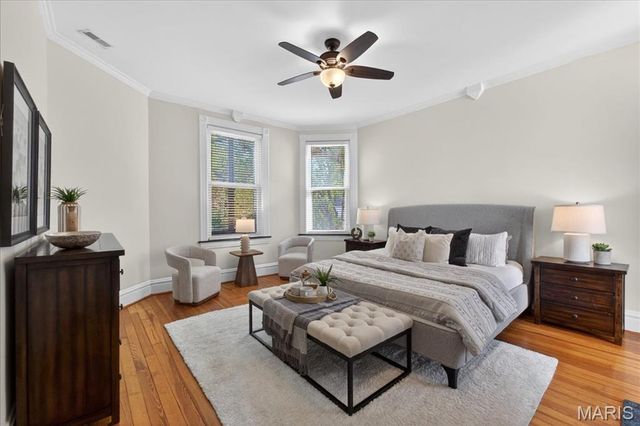 7324 Vine Avenue, St Louis, MO 63143