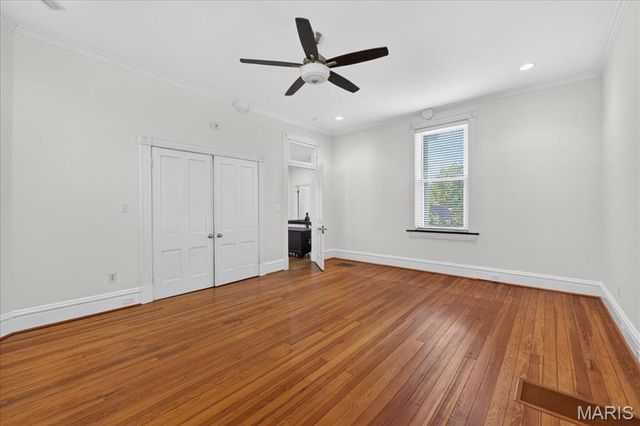 7324 Vine Avenue, St Louis, MO 63143