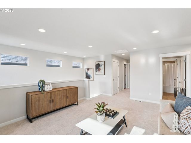 12680 Sw Trask St, Beaverton, OR 97007