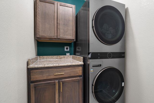 6819 Altadena Drive, Rosharon, TX 77583