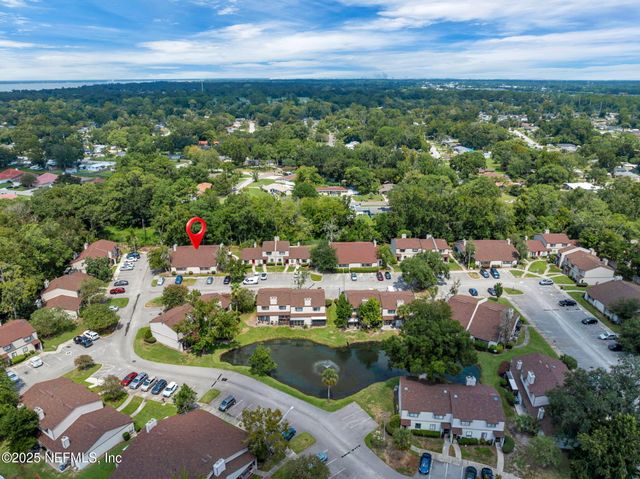 8300 PLAZA GATE Lane 1122, Jacksonville, FL 32217