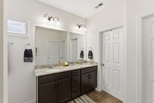 404 Friendly Avenue, Nicholasville, KY 40356