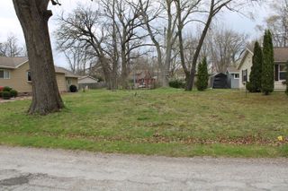 8604 W 139th Avenue, Cedar Lake, IN 46303
