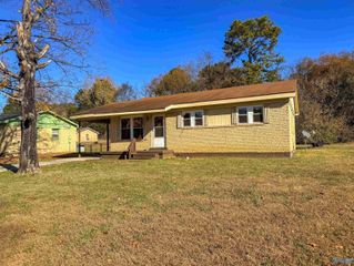 4226 Tee Jay Drive NW, Huntsville, AL 35810