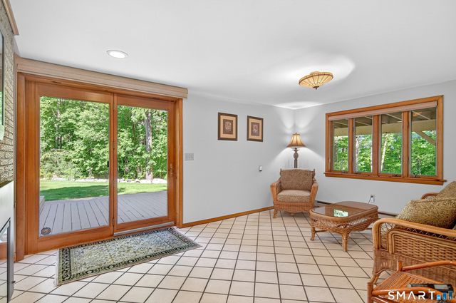 238 Pine Hill Road, New Fairfield, CT 06812