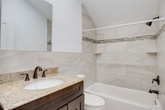 16222 E Rice Place B, Aurora, CO 80015