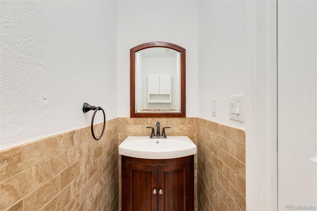 16222 E Rice Place B, Aurora, CO 80015