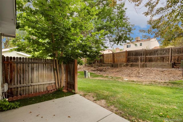 16222 E Rice Place B, Aurora, CO 80015