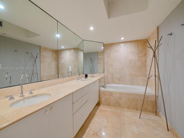 6917 Collins Avenue 815, Miami Beach, FL 33141