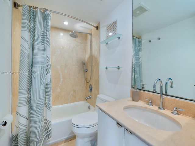 6917 Collins Avenue 815, Miami Beach, FL 33141