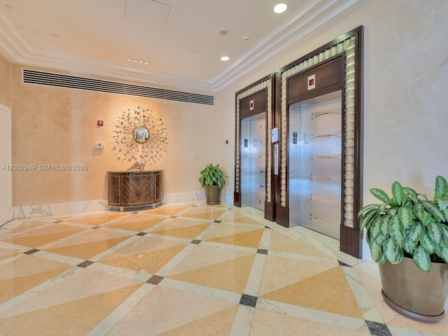 6917 Collins Avenue 815, Miami Beach, FL 33141
