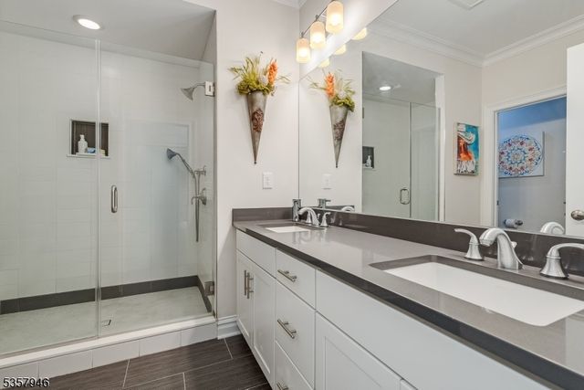 103 Echo Ridge Way, Mountainside Boro, NJ 07092