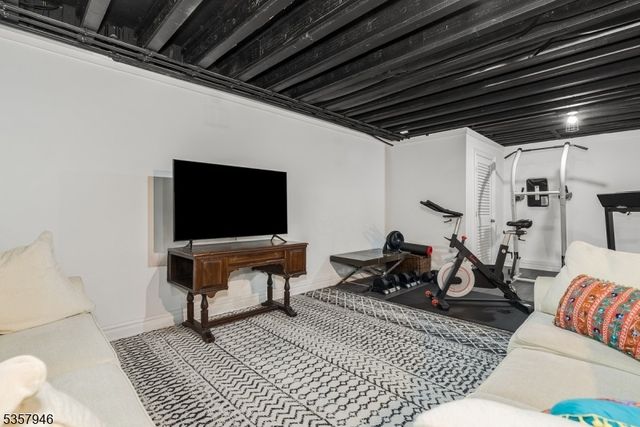 103 Echo Ridge Way, Mountainside Boro, NJ 07092