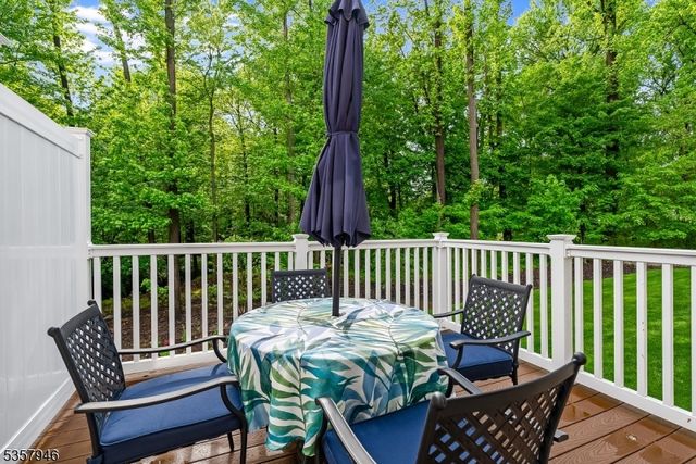 103 Echo Ridge Way, Mountainside Boro, NJ 07092