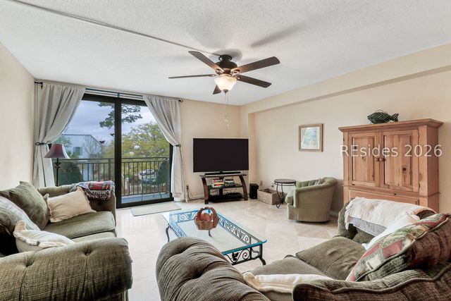 147 Lighthouse Rd Apt 677, Hilton Head Island, SC 29928