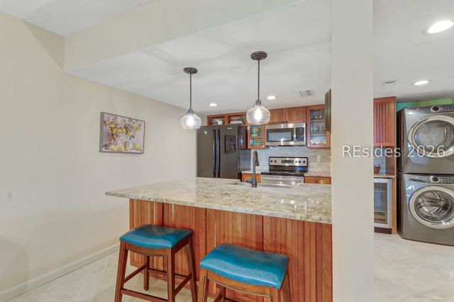 147 Lighthouse Rd Apt 677, Hilton Head Island, SC 29928