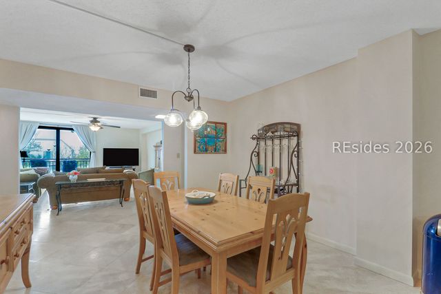 147 Lighthouse Rd Apt 677, Hilton Head Island, SC 29928