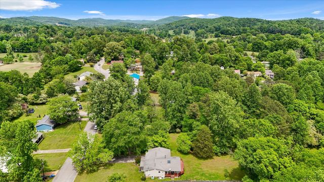 10246 Scenic View Drive, Ooltewah, TN 37363