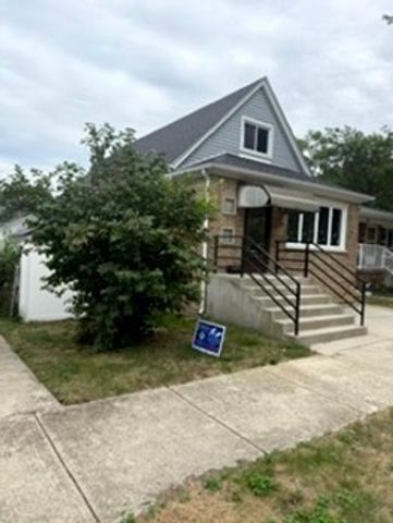 9959 S Escanaba Avenue, Chicago, IL 60617