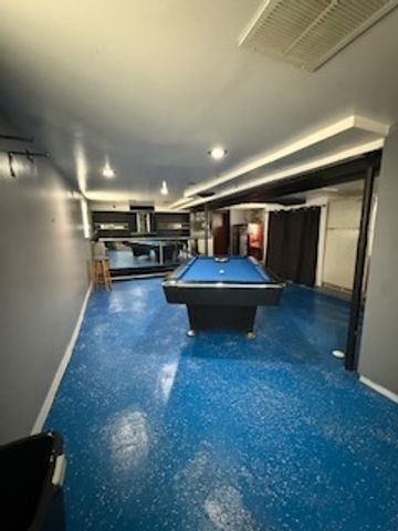 9959 S Escanaba Avenue, Chicago, IL 60617