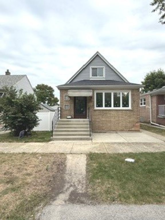 9959 S Escanaba Avenue, Chicago, IL 60617