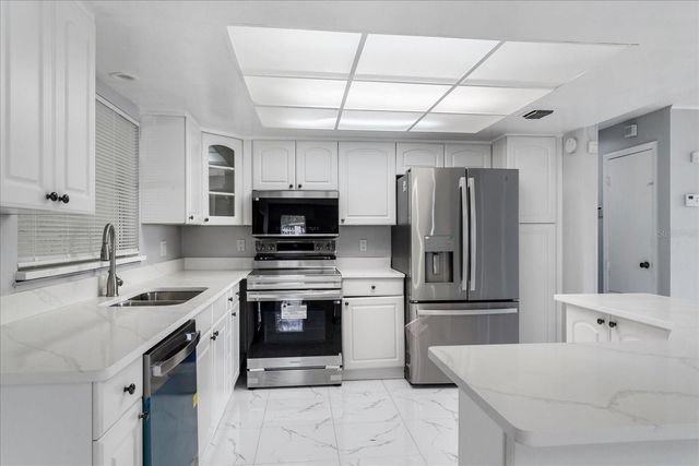 8609 SUNNY HOLLOW LANE, Orlando, FL 32819