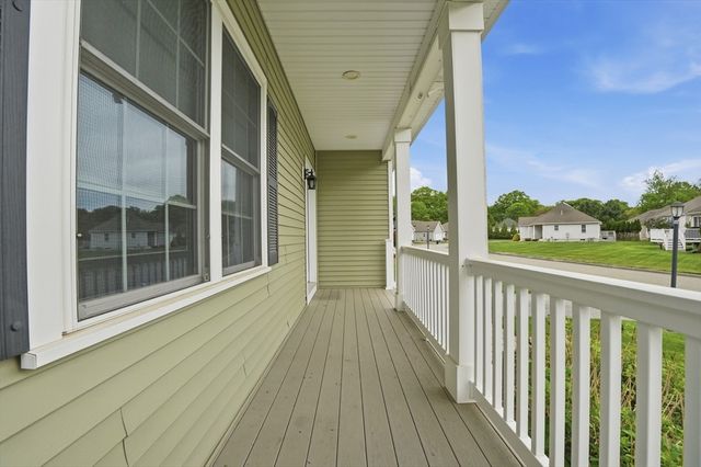 29 Rachaels Way, Brockton, MA 02301