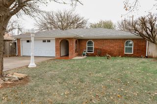 7302 JAMESON Drive, Amarillo, TX 79121