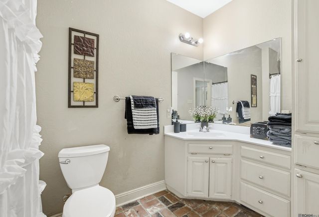 2345 Zelmere St, Zachary, LA 70791