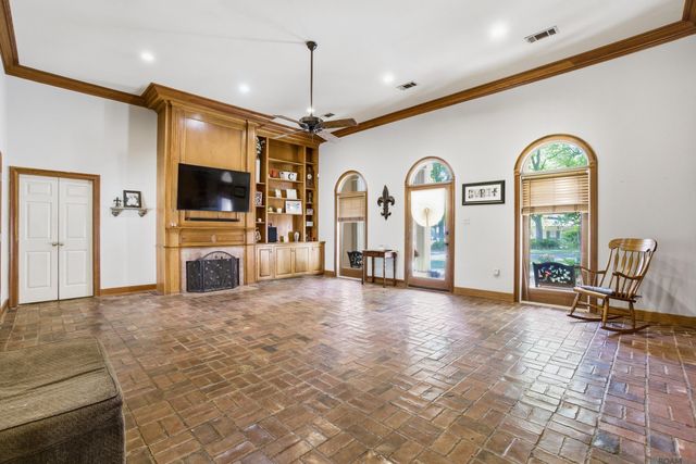 2345 Zelmere St, Zachary, LA 70791
