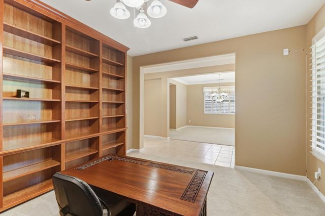 1820 Casterbridge Dr, Roseville, CA 95747
