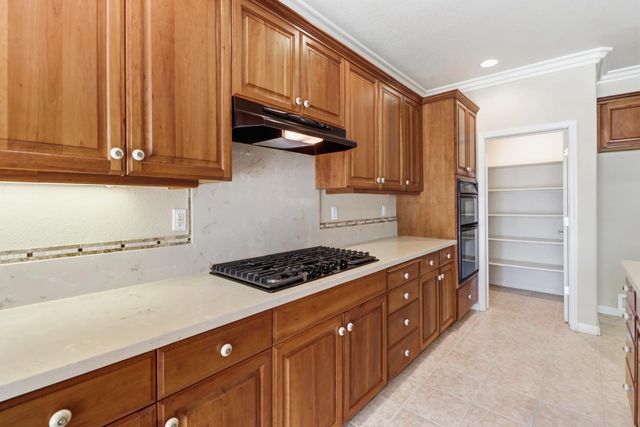 1820 Casterbridge Dr, Roseville, CA 95747