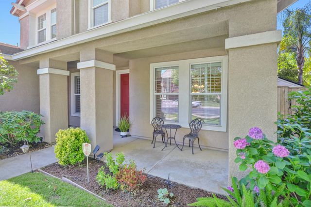 1820 Casterbridge Dr, Roseville, CA 95747