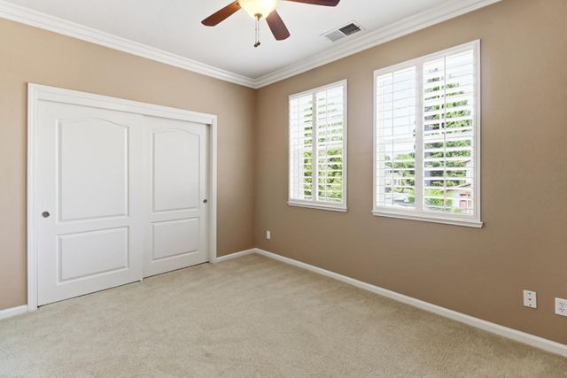 1820 Casterbridge Dr, Roseville, CA 95747