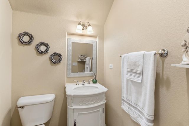 1820 Casterbridge Dr, Roseville, CA 95747