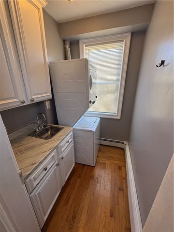 29 Gesler Street 2F, Providence, RI 02909
