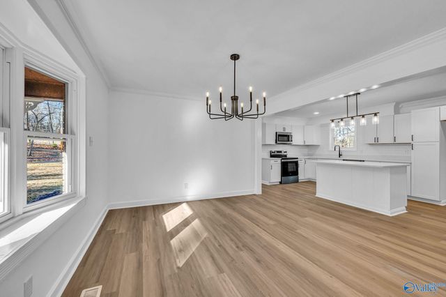 3708 Montclair Road SW, Decatur, AL 35603