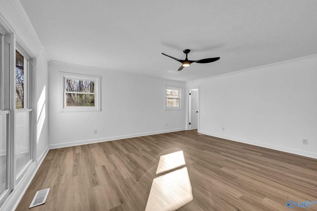 3708 Montclair Road SW, Decatur, AL 35603