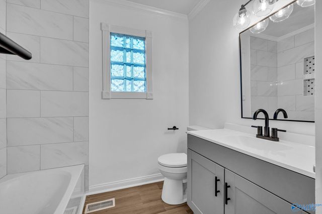 3708 Montclair Road SW, Decatur, AL 35603