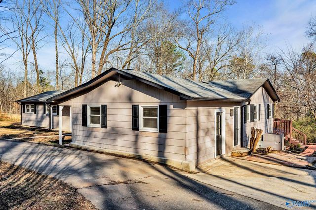 3708 Montclair Road SW, Decatur, AL 35603