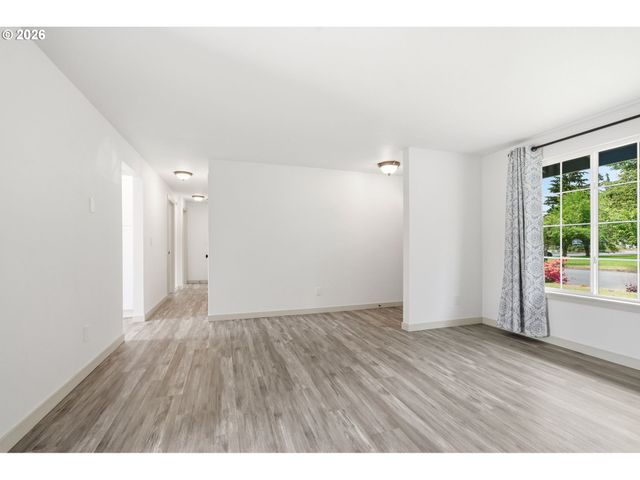 10207 Ne 8TH St, Vancouver, WA 98664