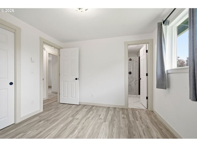 10207 Ne 8TH St, Vancouver, WA 98664
