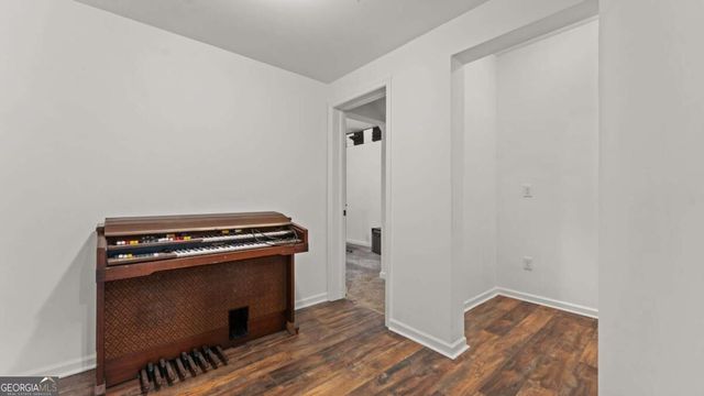 5665 Kennemore Drive, Alpharetta, GA 30004