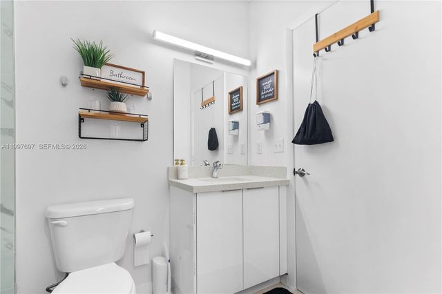 136 NW 26th St 207, Miami, FL 33127