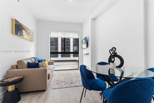 136 NW 26th St 207, Miami, FL 33127