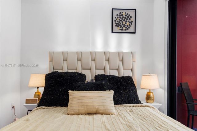 136 NW 26th St 207, Miami, FL 33127