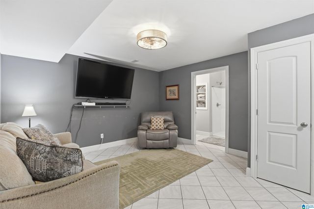 1006 FAIRMONT CIRCLE, Birmingham, AL 35242