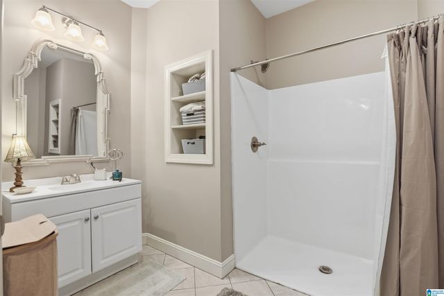 1006 FAIRMONT CIRCLE, Birmingham, AL 35242